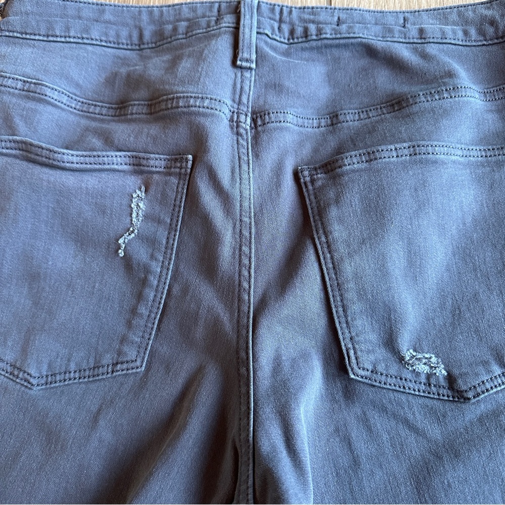 Universal Thread High Rise Jeans Size 10 - Picture 7 of 11